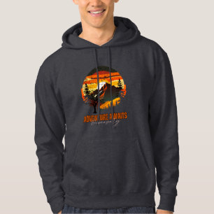Äventyr väntar på upptäckt hoodie