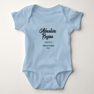 Äventyret börjar 1-årsdag namn datum enkel min t shirt