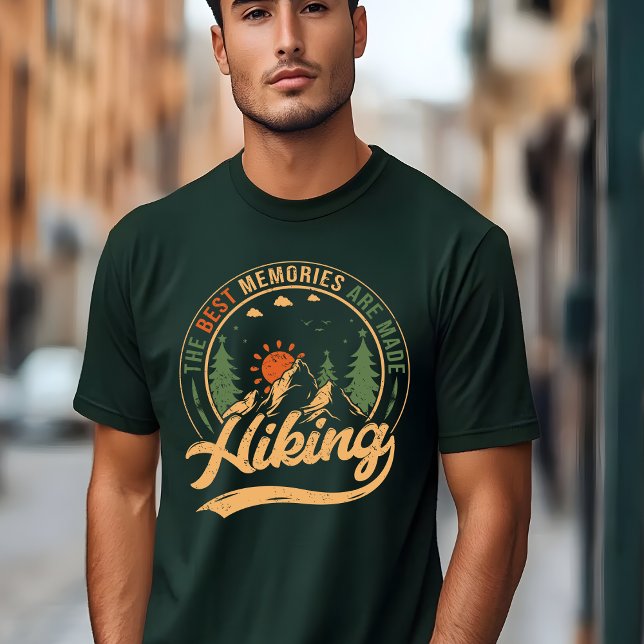 Äventyret Väntar T-Shirt för Vandring (Skapare uppladdad)