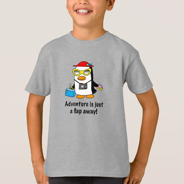 Äventyrlig Fladdrande Turistpingvin T Shirt (Framsida)