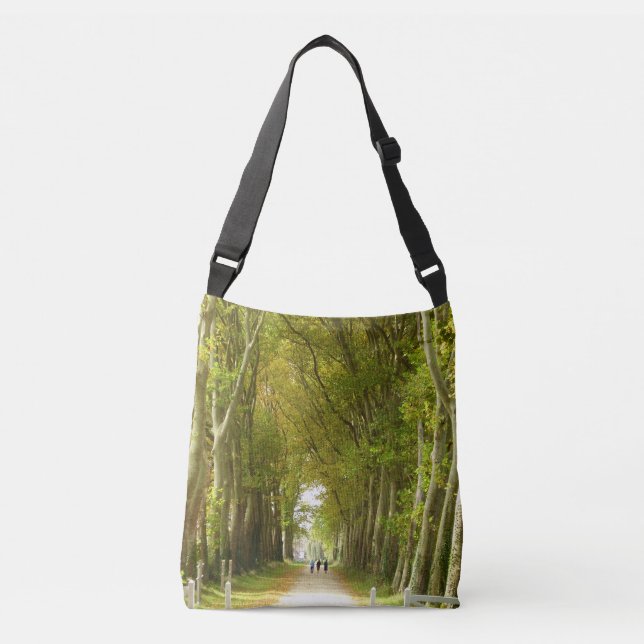Avenue of Träd Kor Body Bag Axelväska (Framsida)