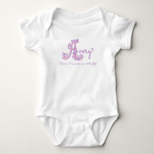 Avery namn pastel lila anpassningsbar t shirt