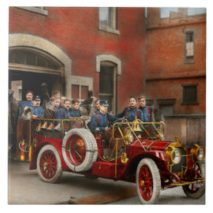 Avfyra lastbilen - flygskvadronen 1911 kakelplatta