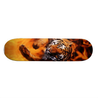 Avfyra & tigern skateboard bräda 19,5 cm