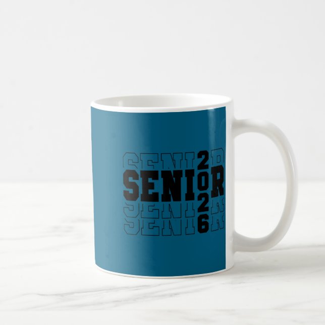 Avgångsklass 2026 universitetstext examen  kaffemugg (Höger)