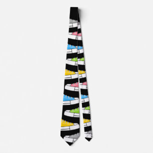 Avslappnad Colorful Sneakers Black Neck Tie Slips
