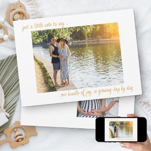 Avslappnad handskriven Gravid för att säga 2 foto Meddelande