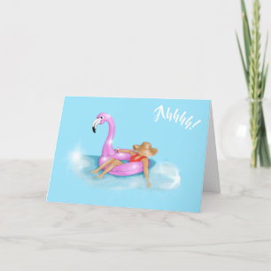 Avslappnad i poolen på en het rosa flamingoflotte kort
