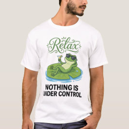 Avslappnande groda på näckrosblad t shirt