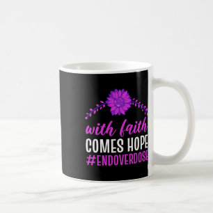 Avsluta överdos med tro kommer hopp Lila blommig F Kaffemugg