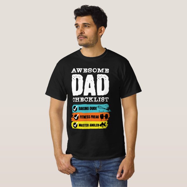 Awesome Dad Checklist Funny Father’s Day T Shirt (Hel framsida)