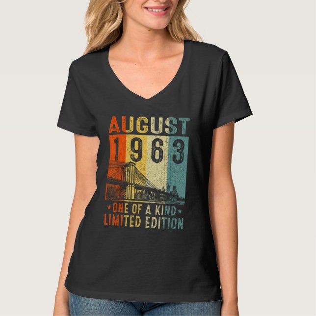 Awesome Since August 1963 One Of A Kind T Shirt (Framsida)