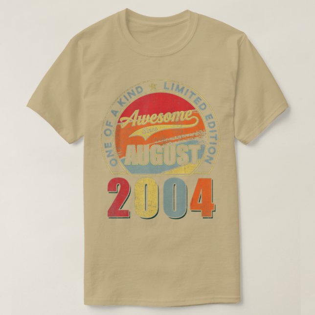 Awesome Since August 2004 18 Years Old 18th Birthd T Shirt (Design framsida)