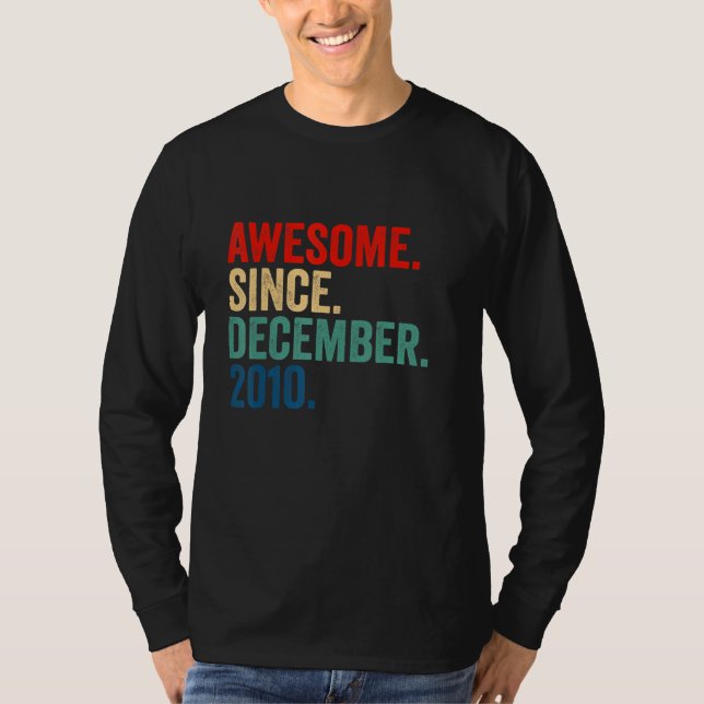 Awesome Since December 2010 12th Birthday  12 Year T Shirt (Framsida)