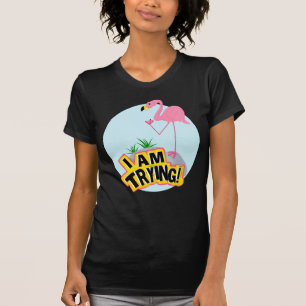 Awkward Rosa Flamingo... Jag försöker att göra rol T Shirt