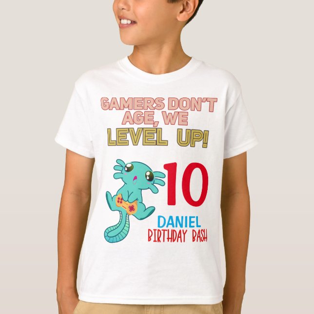 Axolotl Gamer Birthday Boy Video Game Party T Shirt (Framsida)