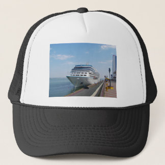 Azamara sökanden truckerkeps