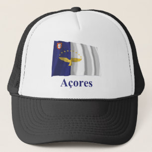 Azores som vinkar flagga med namn i portugis keps