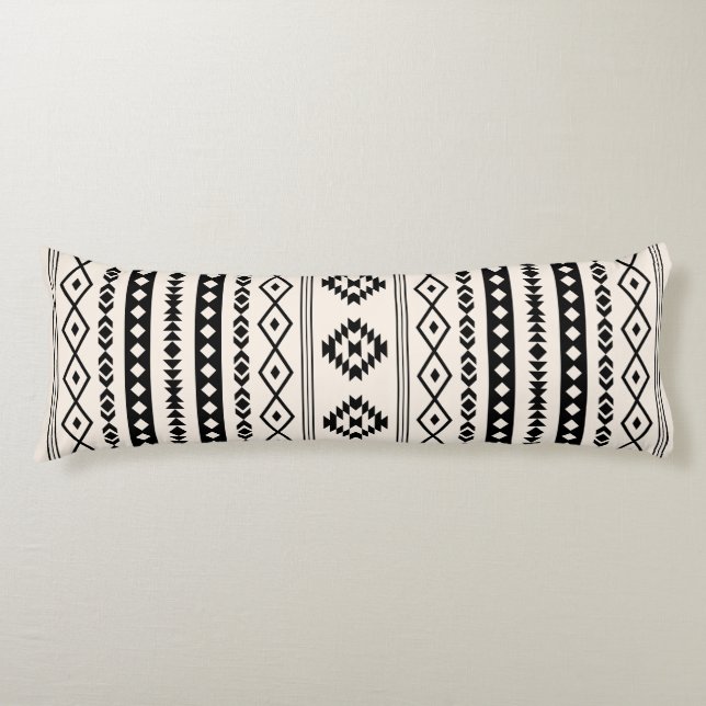 Aztec Black on Cream Mixed Motifs (V) Mönster Kroppskudde (Framsidan)