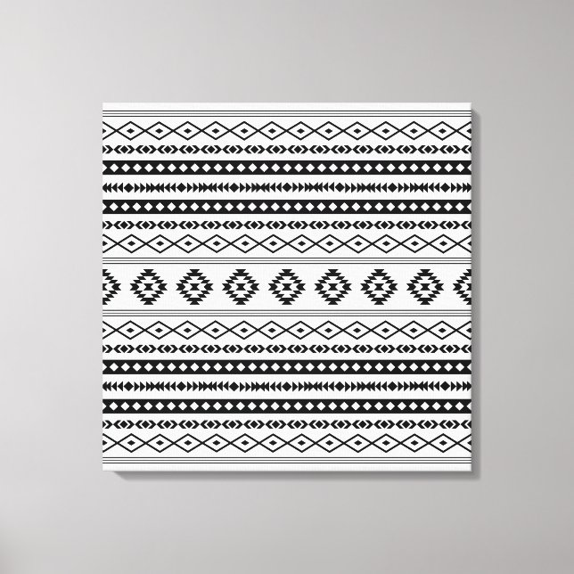 Aztec Black on White Mixed Motifs Mönster Canvastryck (Framsida)