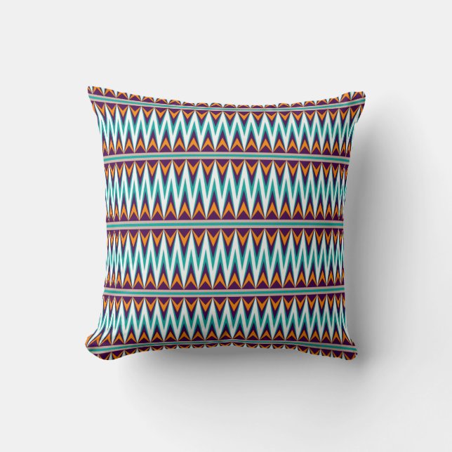 Aztec Chevron #8 @ VictoriaShaylee Kudde (Framsida)