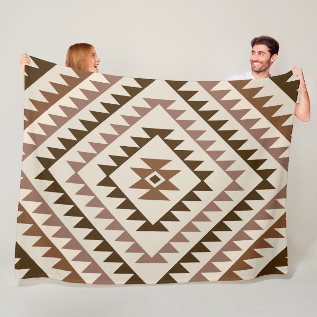 Aztec diamantmotiv design Brun+Crème Fleecefilt (På plats)