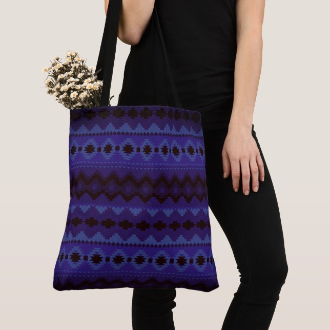 Aztec Geometrics - Purplish Blue Tygkasse (Närbild)