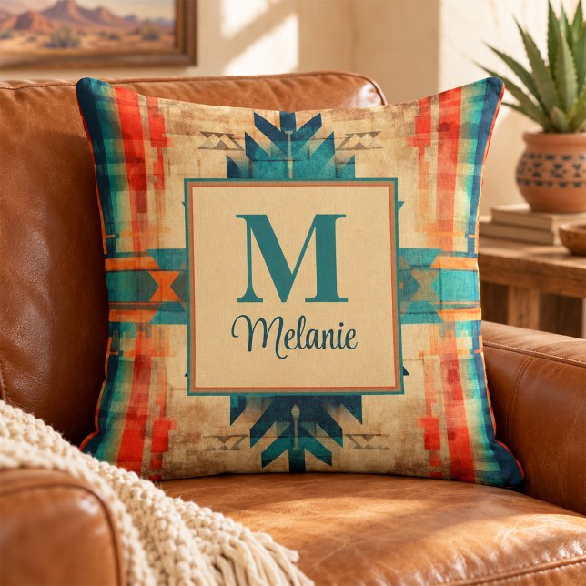 Aztec Grunge Mönster Anpassat Namn och Monogram Kudde (Aztec Grunge Pattern Custom Name and Monogram Throw Pillow)