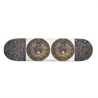 Aztec Mayan kalender med döskalle skateboard