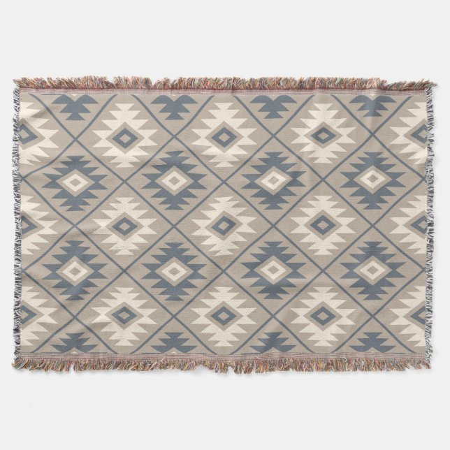 Aztec Symbol Stylized Mönster Blue Cream Sand Filt (Framsidan)