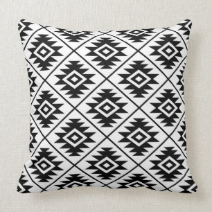 Aztec symbol Stylized mönstersvart på vit Kudde