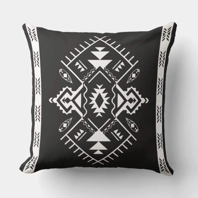 AZTEC TRIBAL - Pillow Kudde (Framsida)