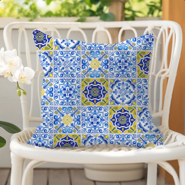 Azulejos Kakelmönster Blå Vit Gul Kudde (Skapare uppladdad)
