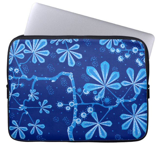 Azure Frost Flower Neoprene Laptop sleeve (Framsidan)
