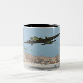 B17 Flygfästning Mugg