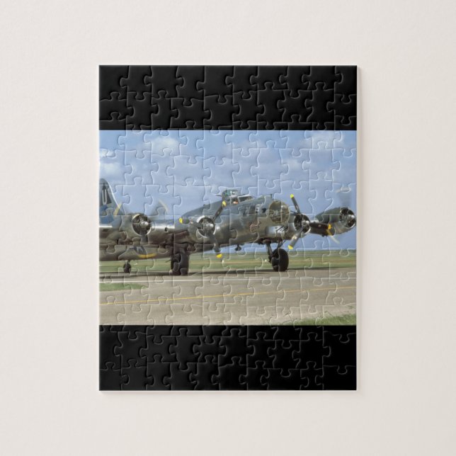 B17, två motorer Revving_WWII Flygplan Pussel (Vertikal)