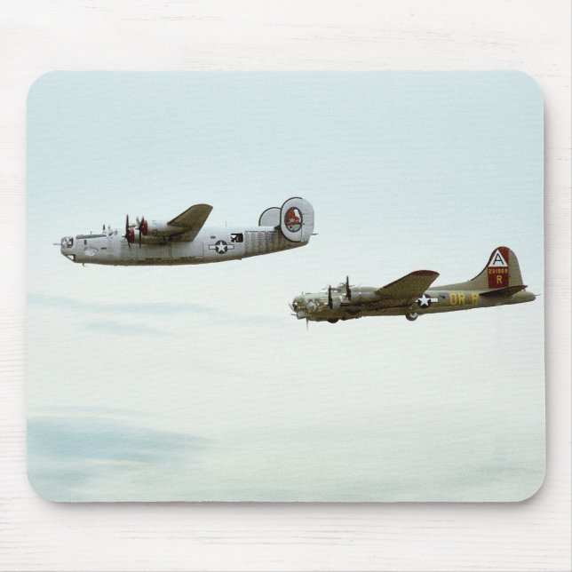 B24 och B17 som flyger Mousepad Musmatta (Framsidan)
