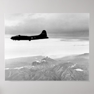 B-17 Flygfästning över Bougainville Poster