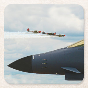 B-1 Bomber och WWII Fighters Underlägg Papper Kvadrat