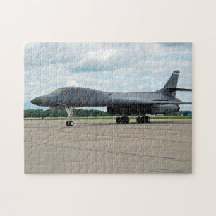 B-1B Lancer Bomber på marken Pussel