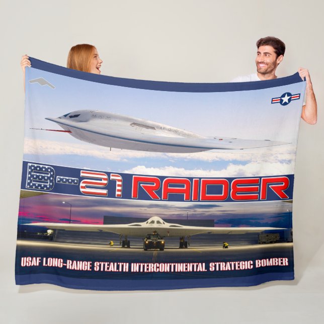 B-21 RAIDER FLEECEFILT (På plats)