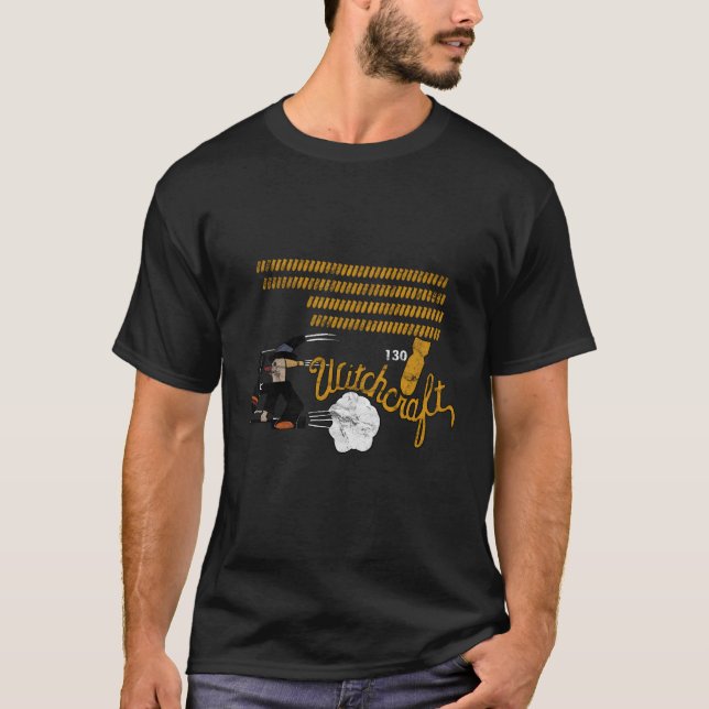 B-24 Liberator Witchcraft Ww2 Bomber Nose T Shirt (Framsida)