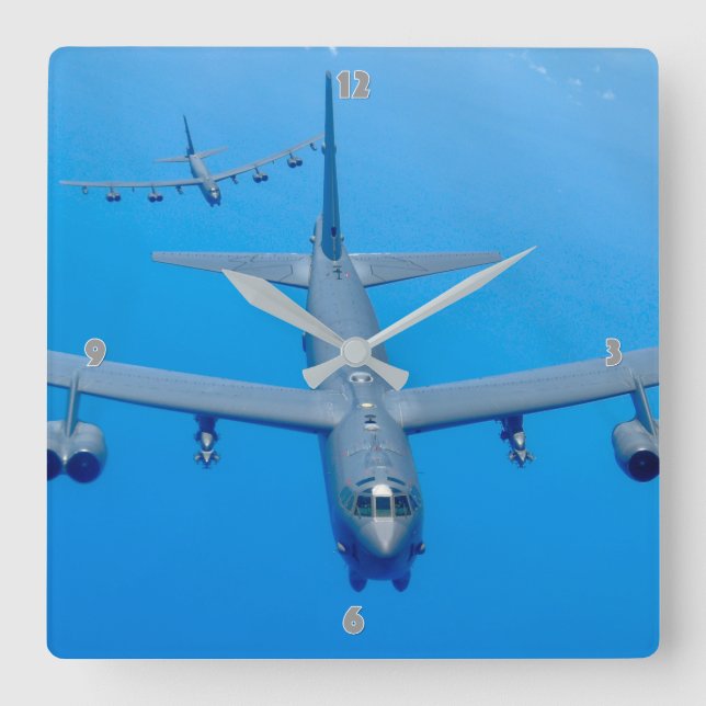 B-52H STRATOFORTRESS FYRKANTIG KLOCKA (Framsida)