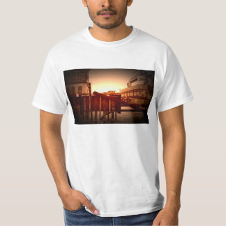 B.O.T-T-tröja Tee