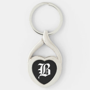 "B" Svart Hjärtnyckelring Twisted Heart Silverfärgad Nyckelring