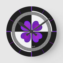 B&W Lila Hjärtat Rund Klocka