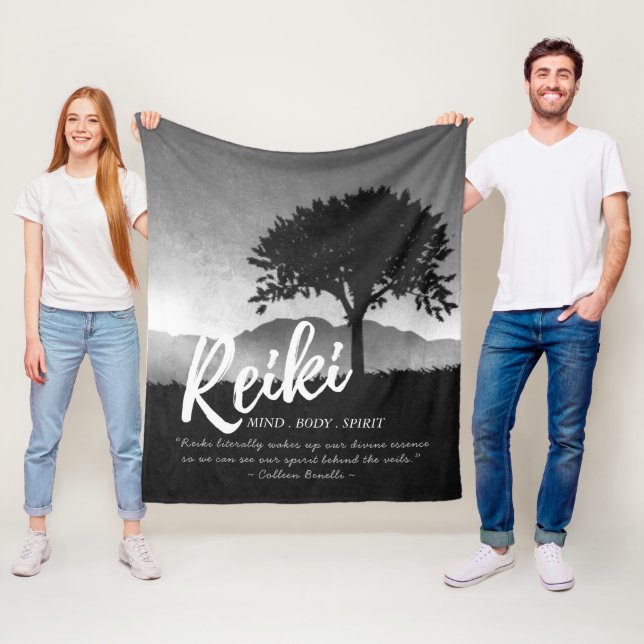 B&W Reiki Master Yoga Mediation-instruktör citerar Fleecefilt (På plats)