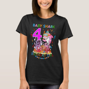 Baby 4 år gammal haj, födelsedagsflicka t shirt