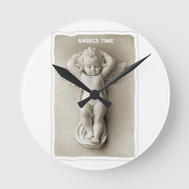 Baby Angel Clock Rund Klocka (Framsida)