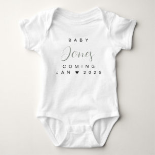 Baby annons Reveal Namn Surname Family 2025 T Shirt